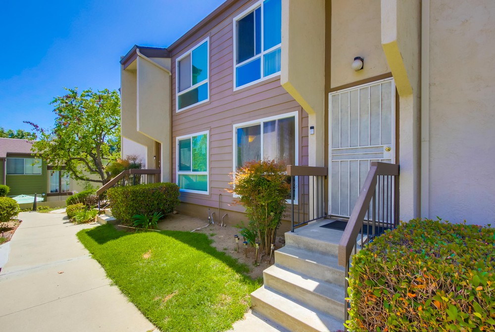 Virtual tour photo 3 of 40 for 7805 Tommy Dr UNIT 69