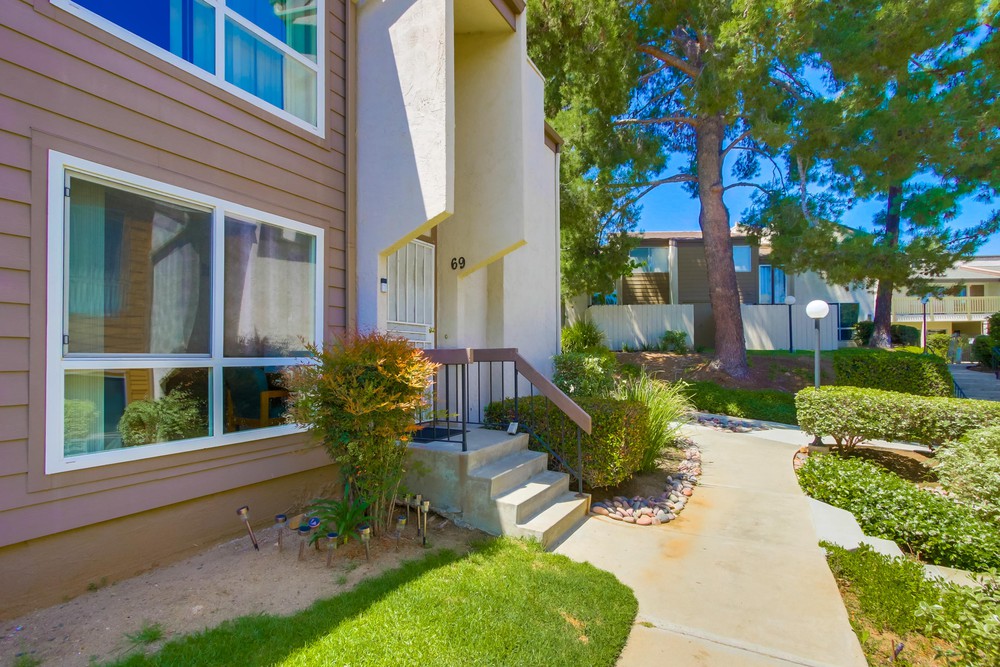Virtual tour photo 4 of 40 for 7805 Tommy Dr UNIT 69