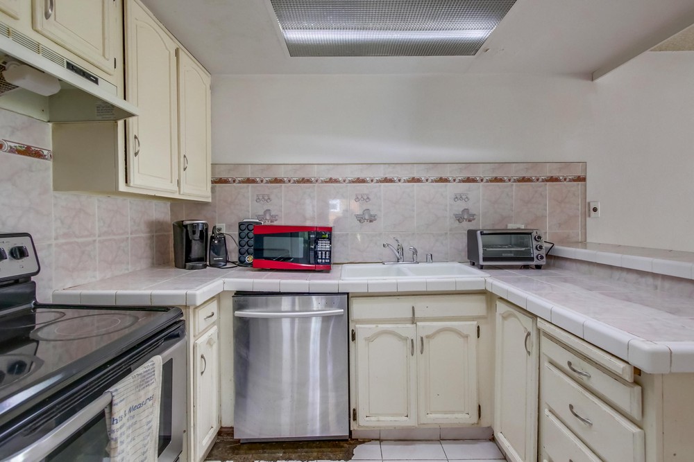 Virtual tour photo 16 of 40 for 7805 Tommy Dr UNIT 69