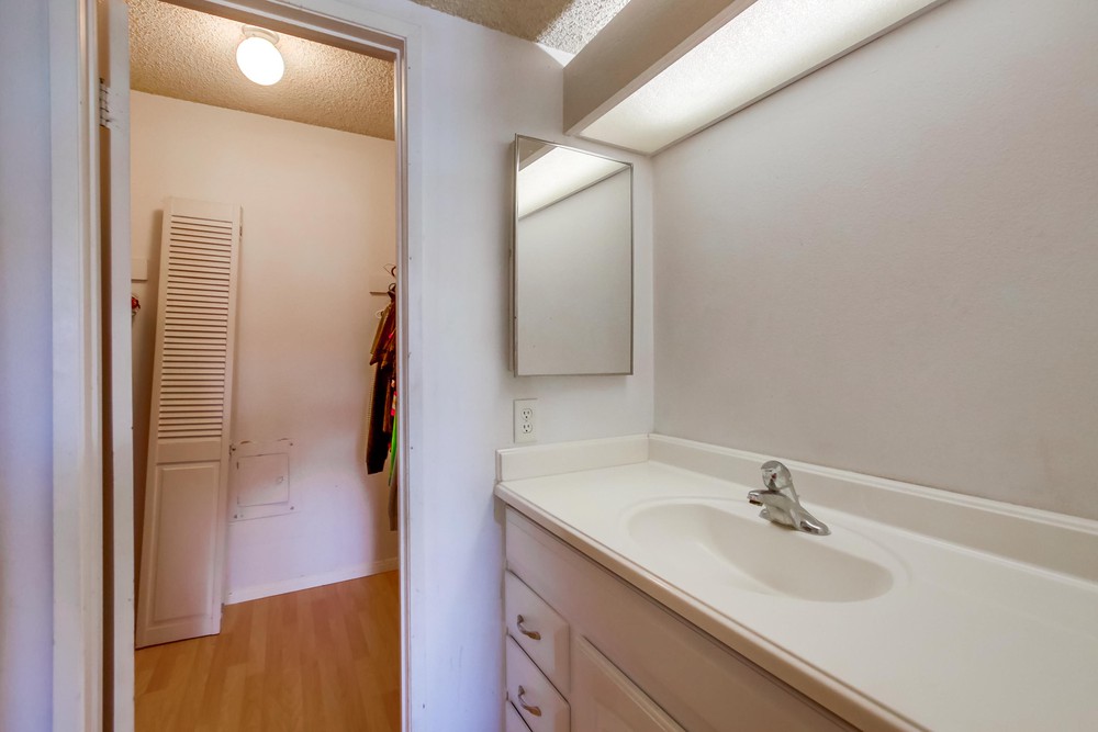 Virtual tour photo 23 of 40 for 7805 Tommy Dr UNIT 69