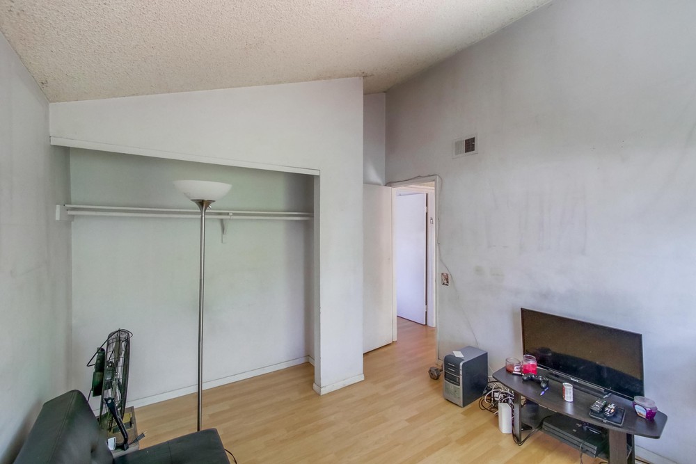 Virtual tour photo 31 of 40 for 7805 Tommy Dr UNIT 69