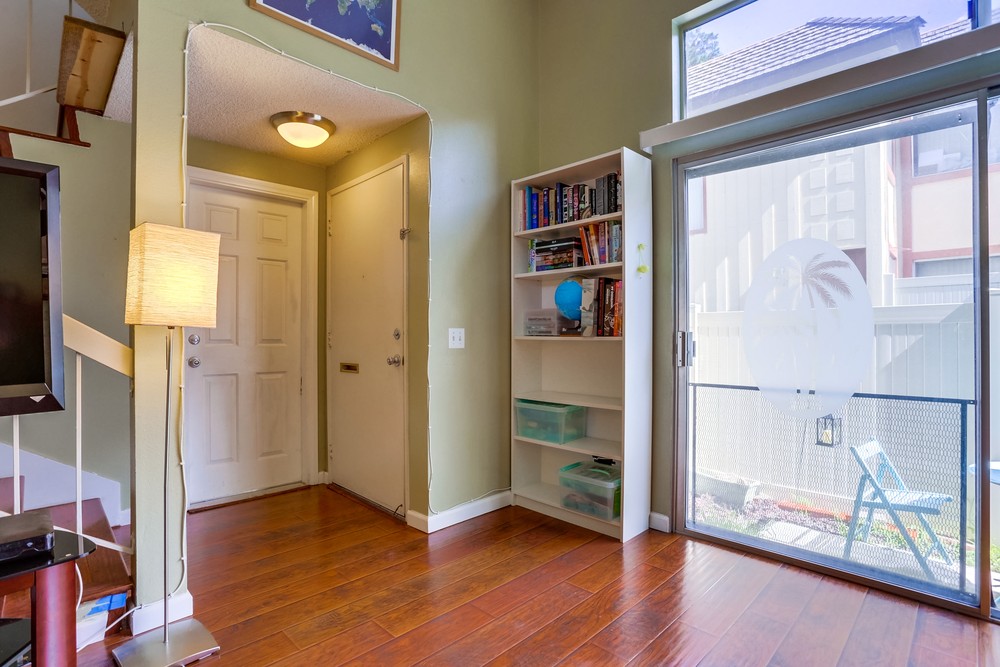 Virtual tour photo 8 of 34 for 7807 Hummingbird Ln