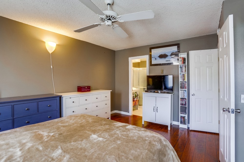 Virtual tour photo 23 of 34 for 7807 Hummingbird Ln