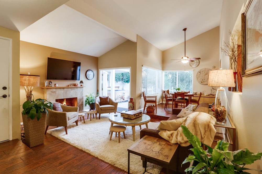 Virtual tour photo 21 of 50 for 7808 Hillandale Dr