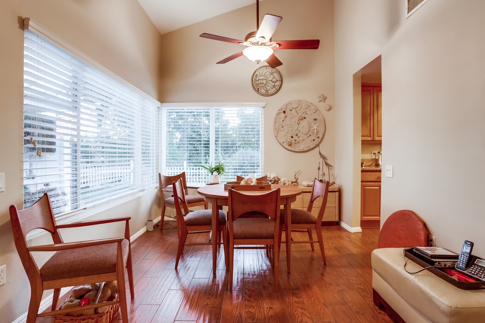 Virtual tour photo 27 of 50 for 7808 Hillandale Dr