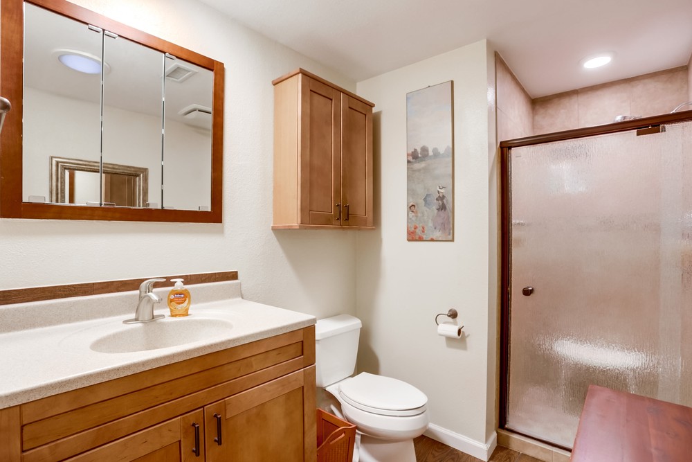 Virtual tour photo 37 of 50 for 7808 Hillandale Dr