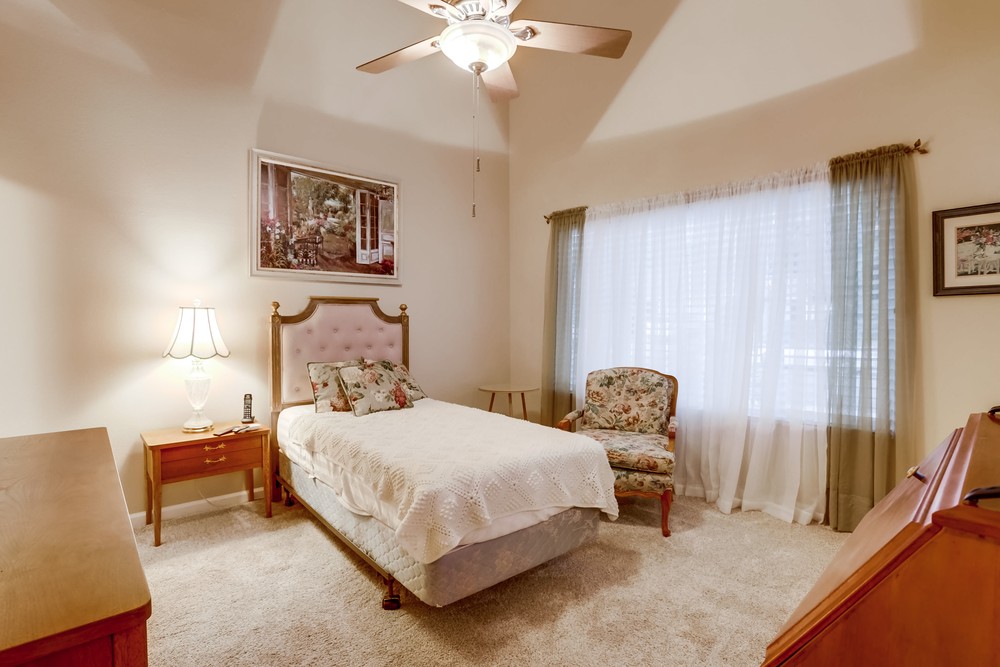Virtual tour photo 38 of 50 for 7808 Hillandale Dr