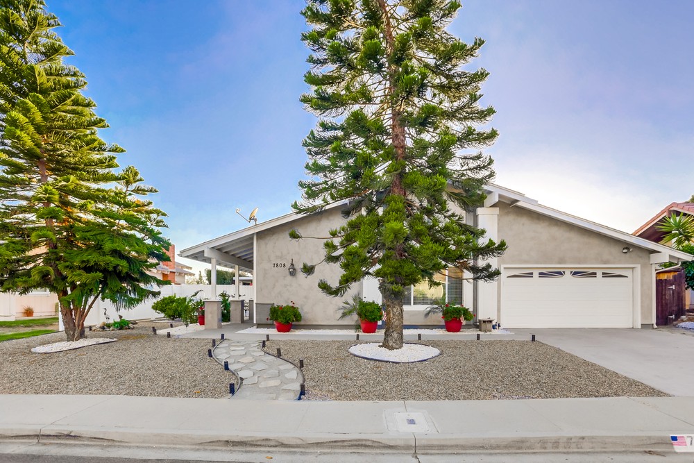 Virtual tour photo 41 of 50 for 7808 Hillandale Dr