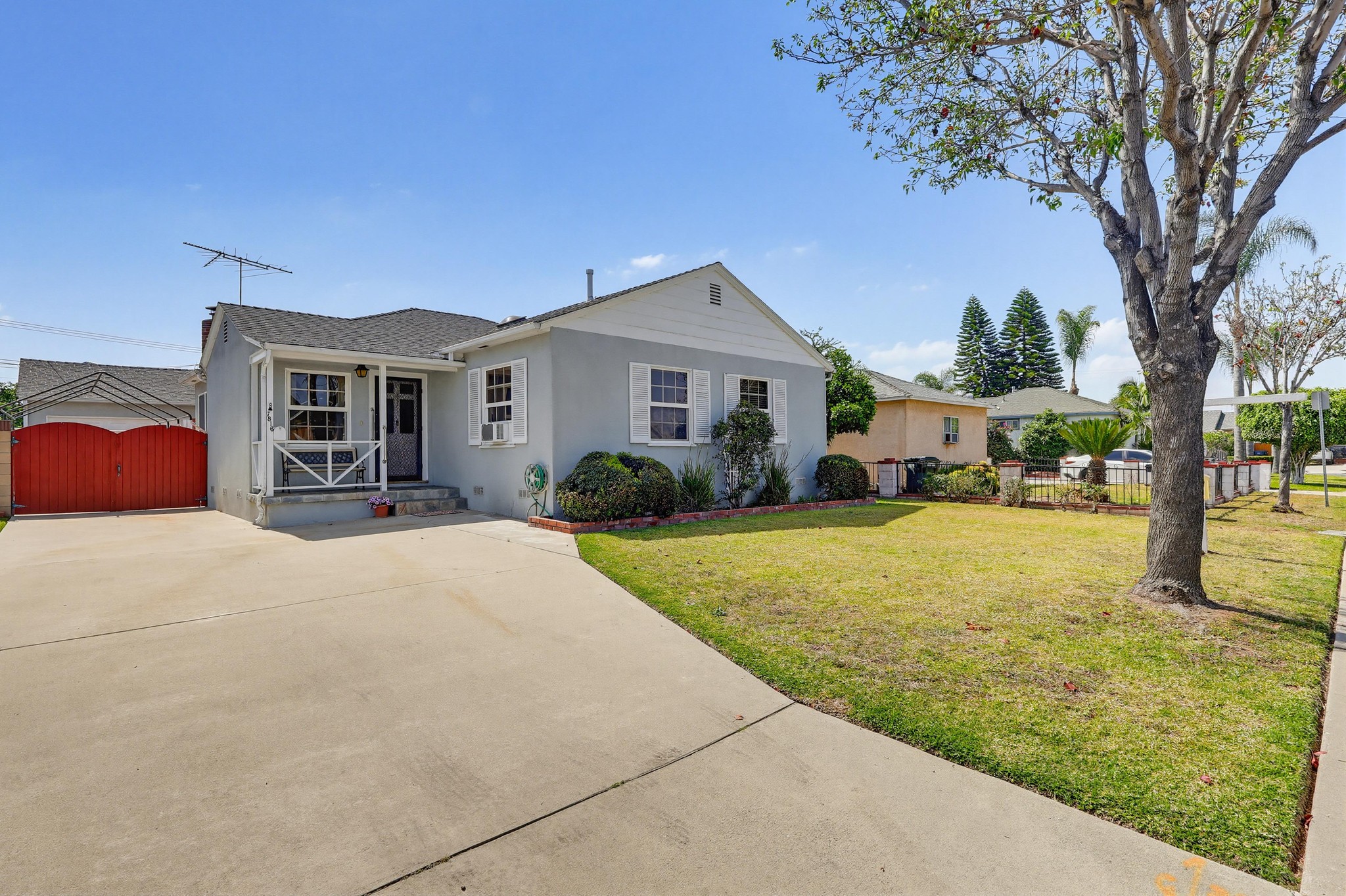Virtual tour photo 1 of 59 for 7816 Cord Ave