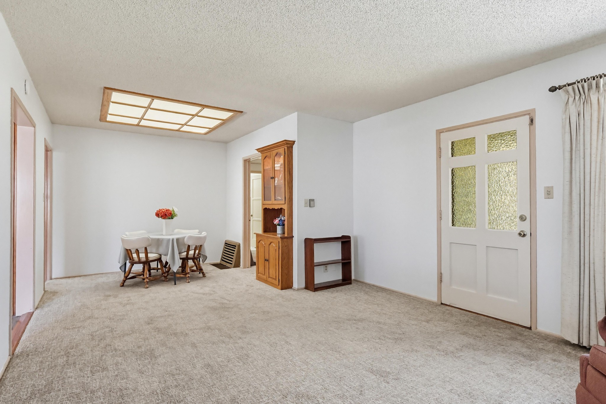 Virtual tour photo 13 of 59 for 7816 Cord Ave