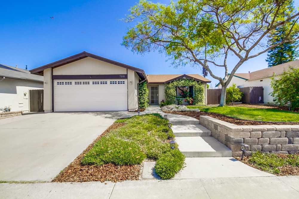 Virtual tour photo 3 of 57 for 7818 Caffey Ln