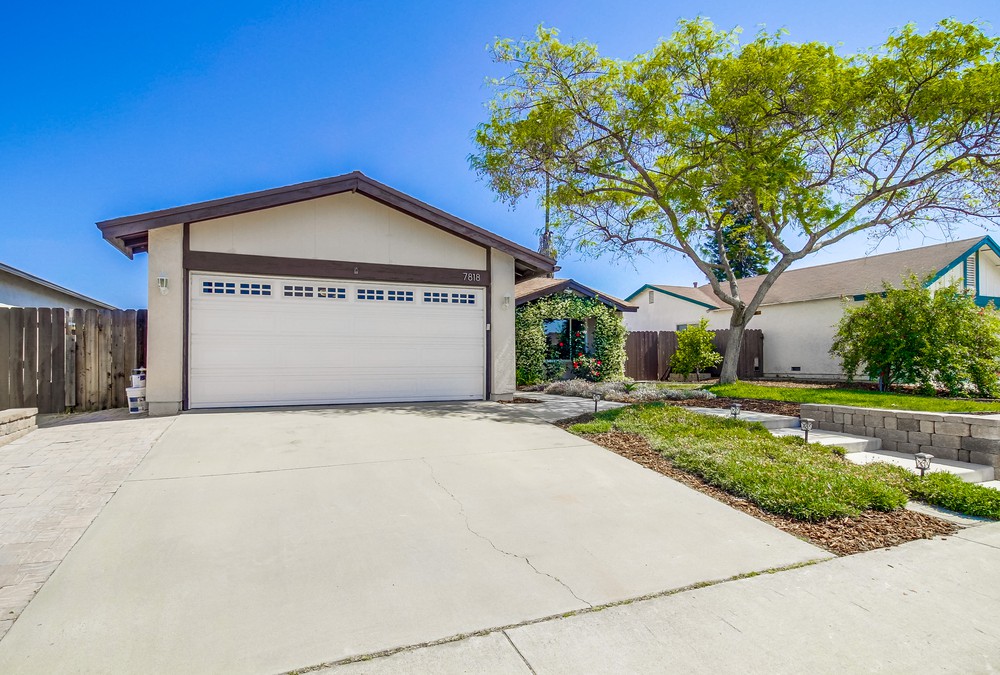 Virtual tour photo 5 of 57 for 7818 Caffey Ln