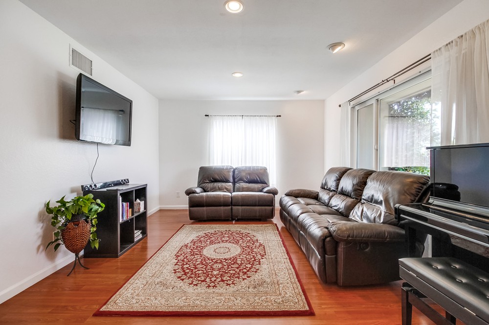 Virtual tour photo 10 of 57 for 7818 Caffey Ln