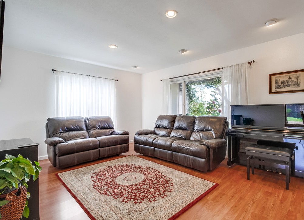 Virtual tour photo 11 of 57 for 7818 Caffey Ln
