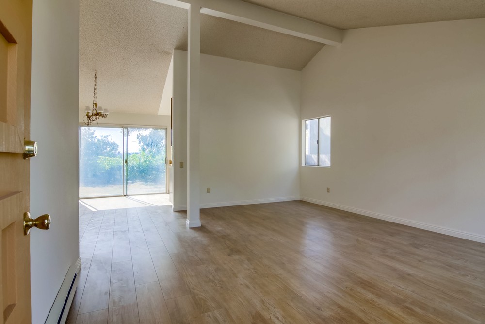Virtual tour photo 6 of 39 for 7825 Whelan Dr