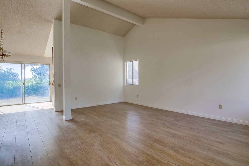 Virtual tour photo 7 of 39 for 7825 Whelan Dr