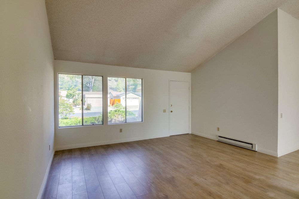 Virtual tour photo 9 of 39 for 7825 Whelan Dr
