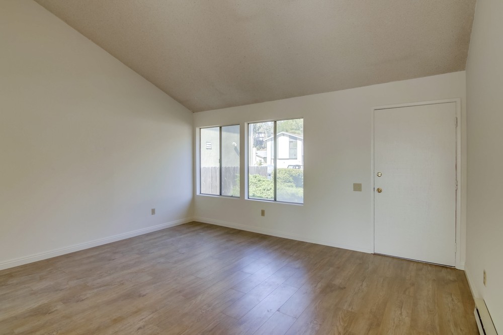 Virtual tour photo 12 of 39 for 7825 Whelan Dr