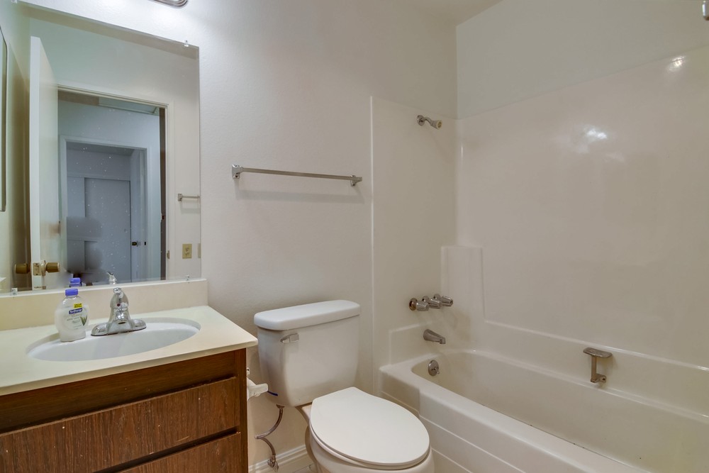 Virtual tour photo 34 of 39 for 7825 Whelan Dr