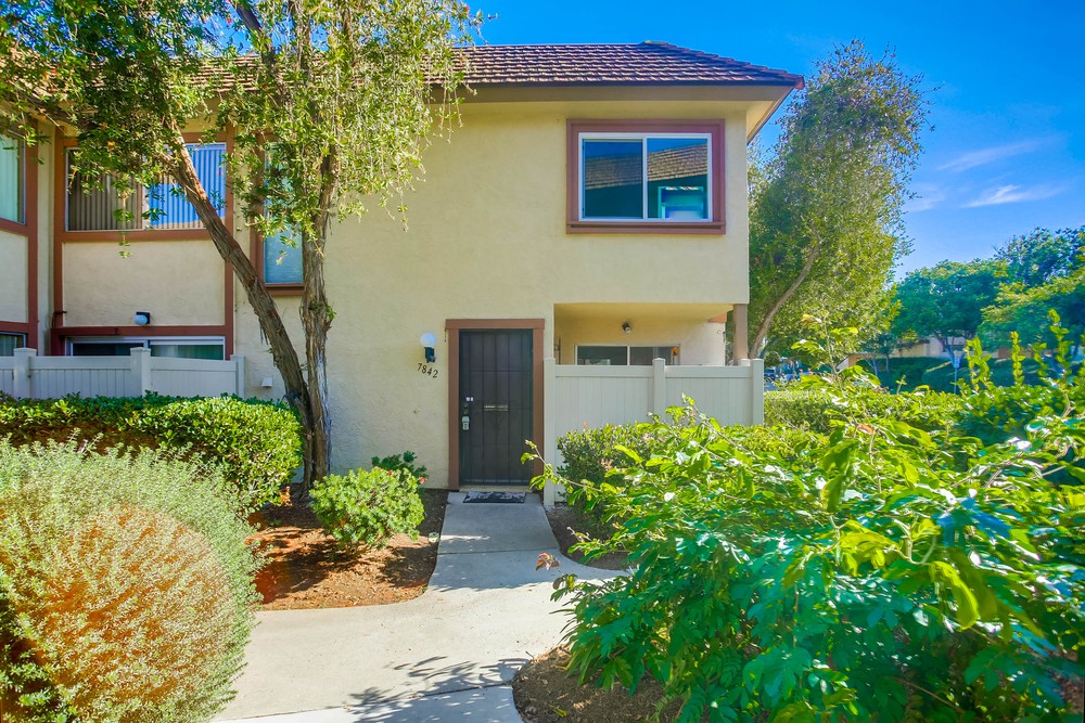 Virtual tour photo 1 of 36 for 7842 Nightingale Way
