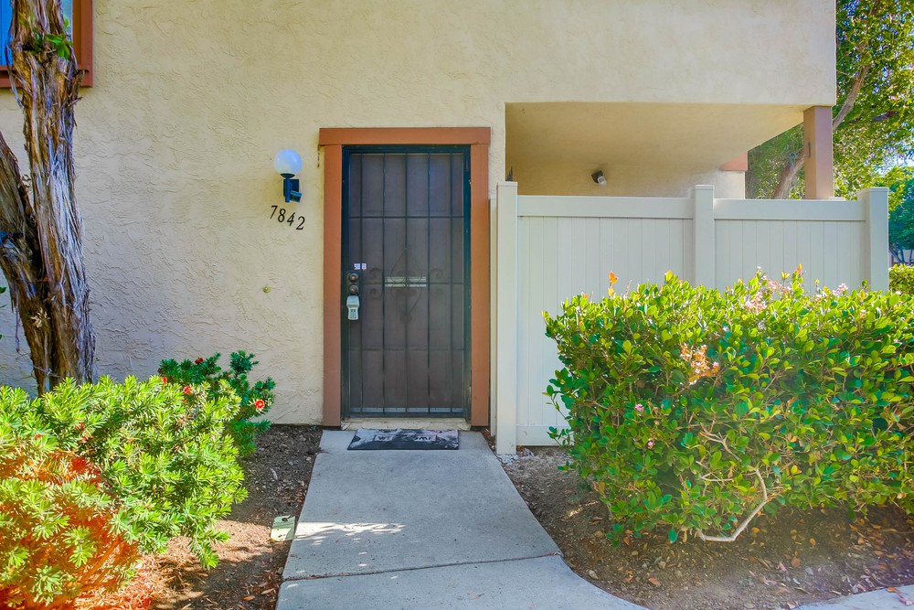 Virtual tour photo 3 of 36 for 7842 Nightingale Way