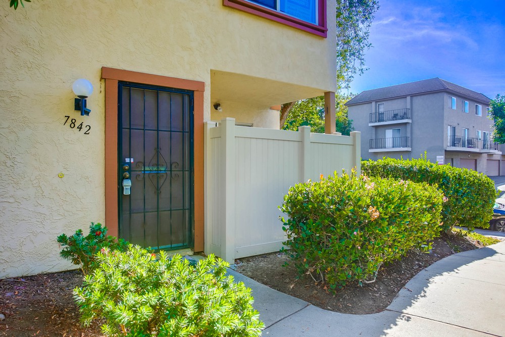 Virtual tour photo 4 of 36 for 7842 Nightingale Way