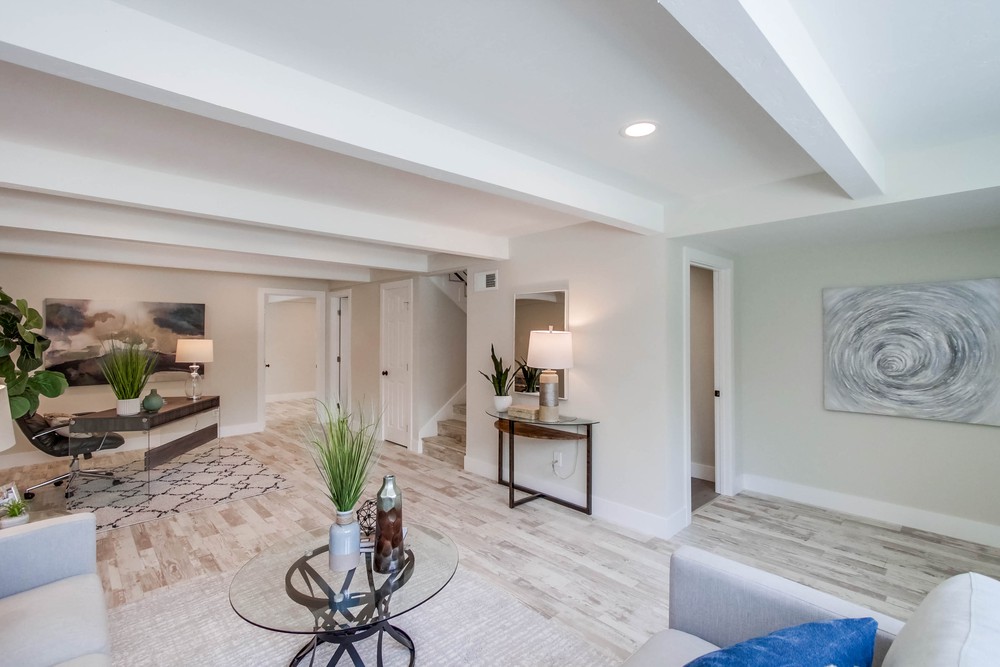 Virtual tour photo 8 of 54 for 7853 Blue Lake Dr