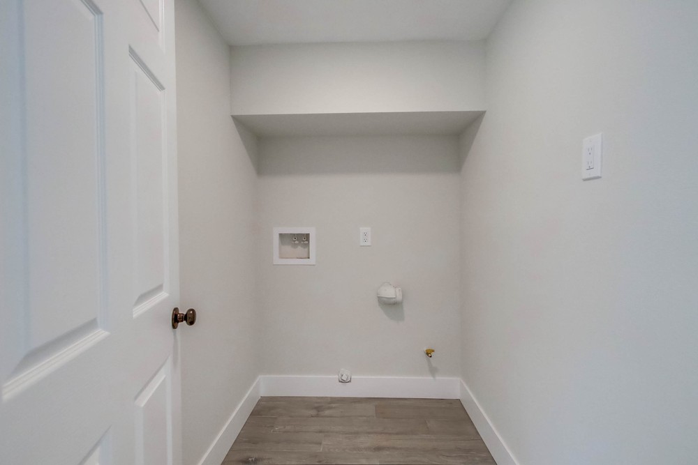 Virtual tour photo 24 of 54 for 7853 Blue Lake Dr