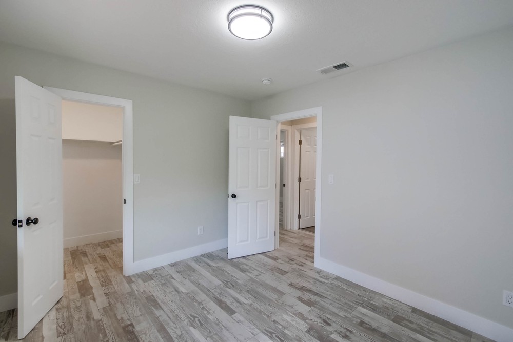 Virtual tour photo 38 of 54 for 7853 Blue Lake Dr