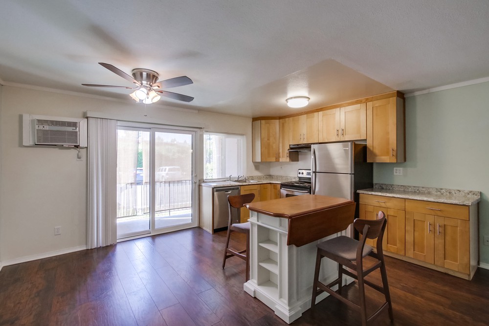 Virtual tour photo 13 of 35 for 7855 Cowles Mountain Ct UNIT A3