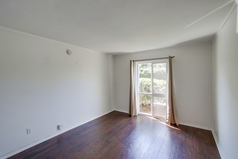 Virtual tour photo 18 of 35 for 7855 Cowles Mountain Ct UNIT A3