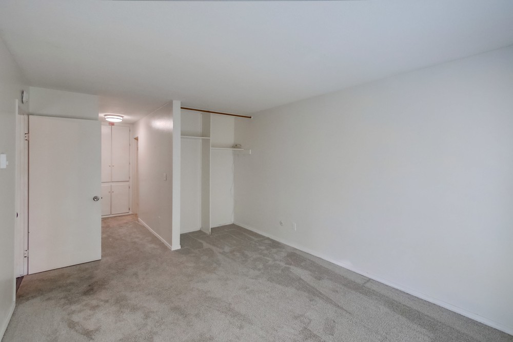 Virtual tour photo 28 of 35 for 7855 Cowles Mountain Ct UNIT A3