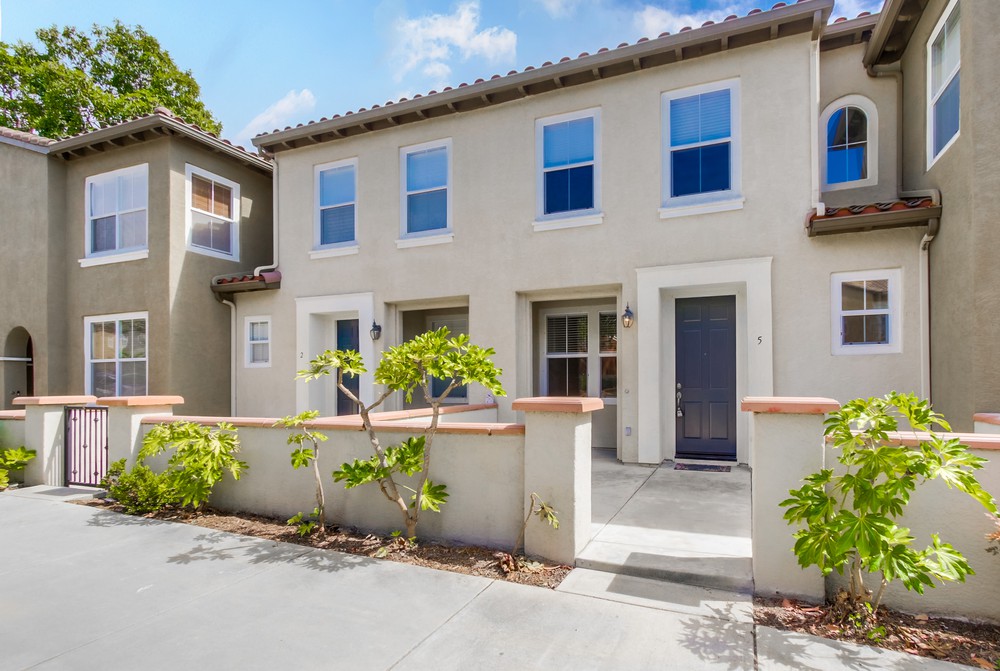Virtual tour photo 3 of 38 for 7855 Via Belfiore UNIT 5
