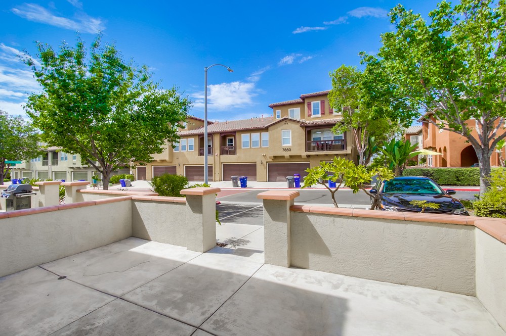 Virtual tour photo 7 of 38 for 7855 Via Belfiore UNIT 5