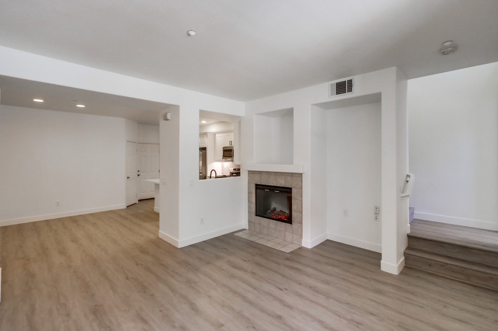 Virtual tour photo 9 of 38 for 7855 Via Belfiore UNIT 5