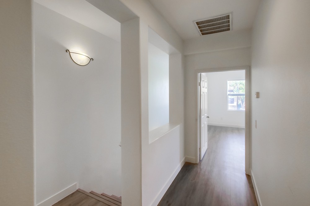 Virtual tour photo 20 of 38 for 7855 Via Belfiore UNIT 5