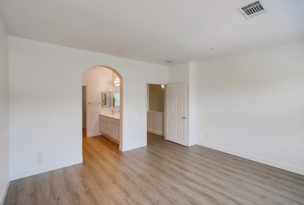 Virtual tour photo 24 of 38 for 7855 Via Belfiore UNIT 5