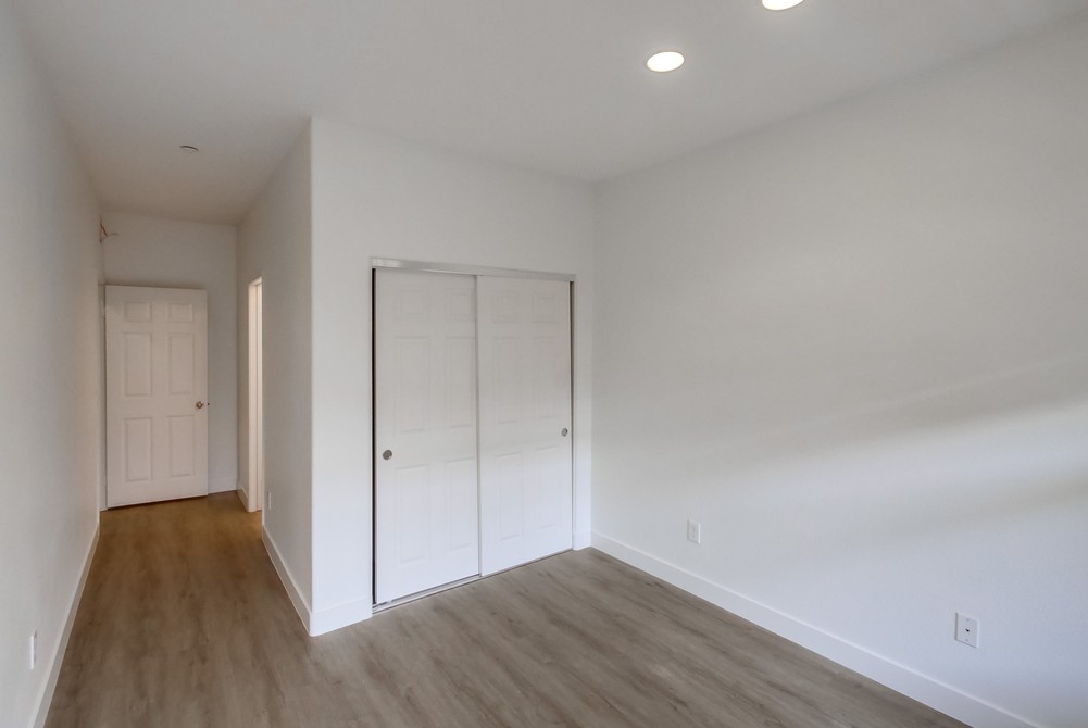 Virtual tour photo 32 of 38 for 7855 Via Belfiore UNIT 5