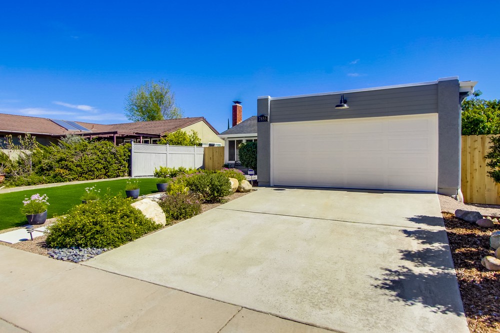 Virtual tour photo 3 of 51 for 7855 Whelan Dr