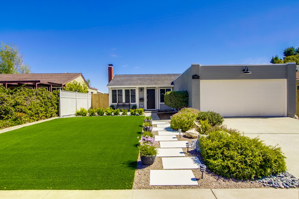 Virtual tour photo 4 of 51 for 7855 Whelan Dr