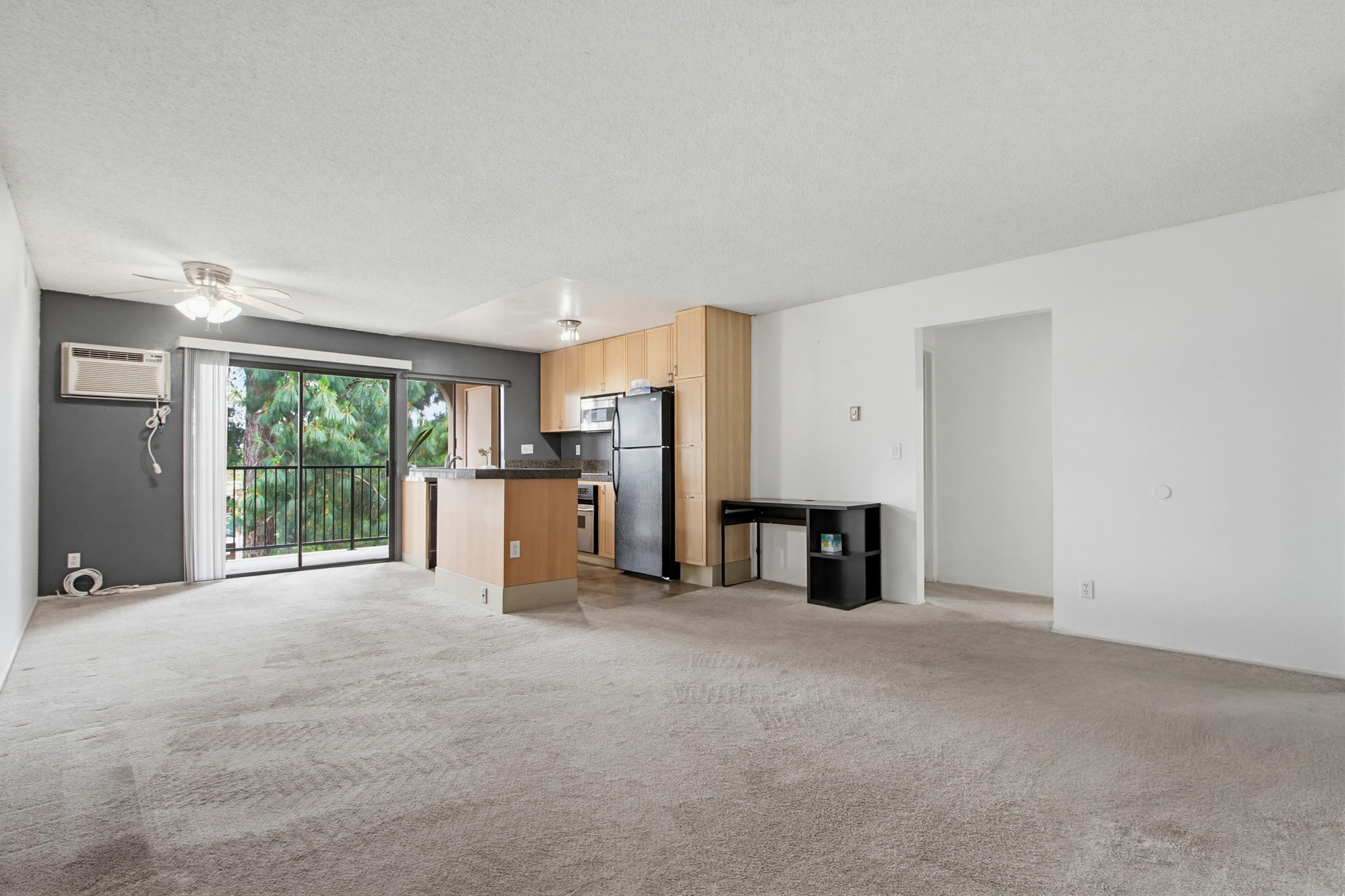 Virtual tour photo 8 of 31 for 7858 Cowles Mountain Ct