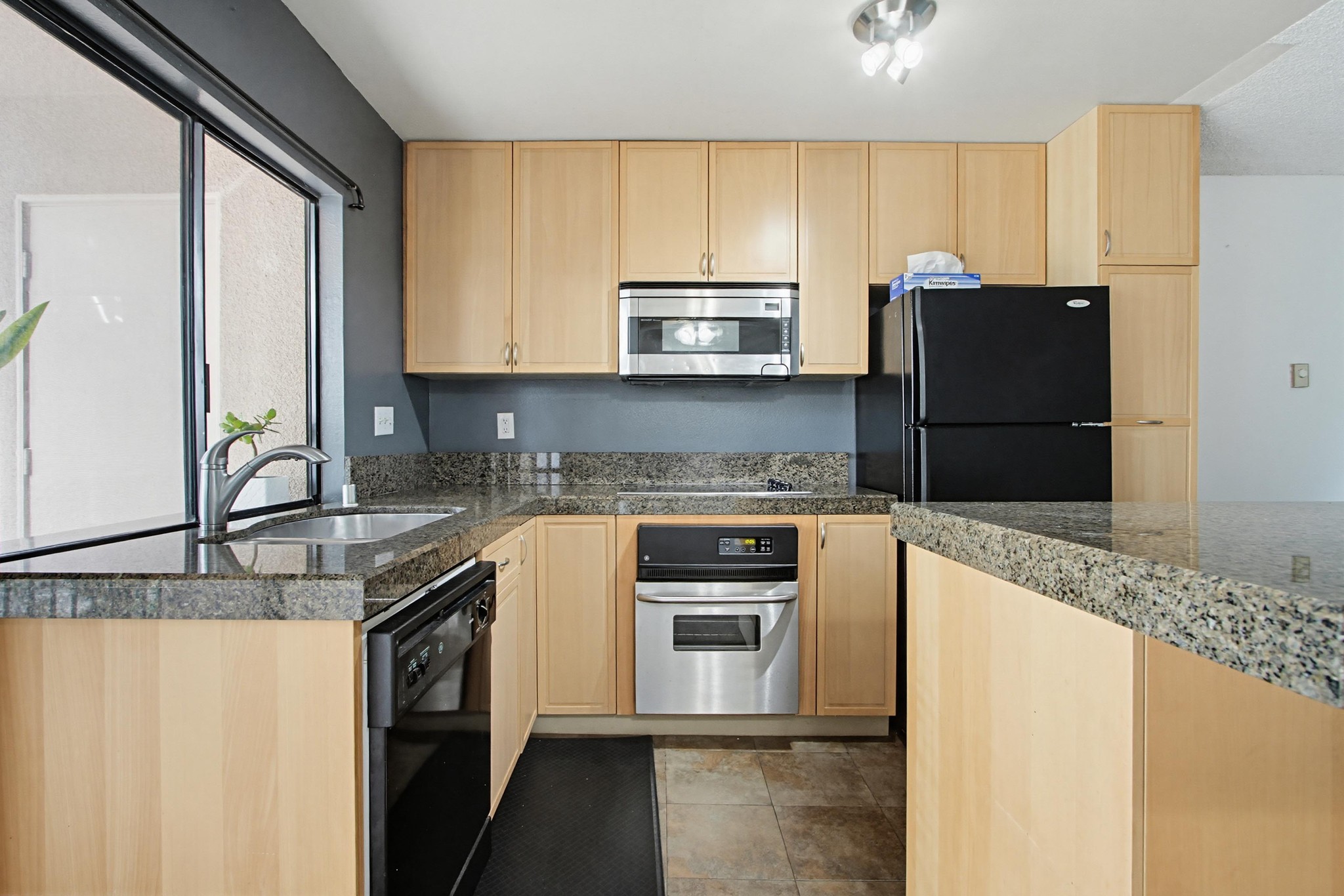 Virtual tour photo 13 of 31 for 7858 Cowles Mountain Ct