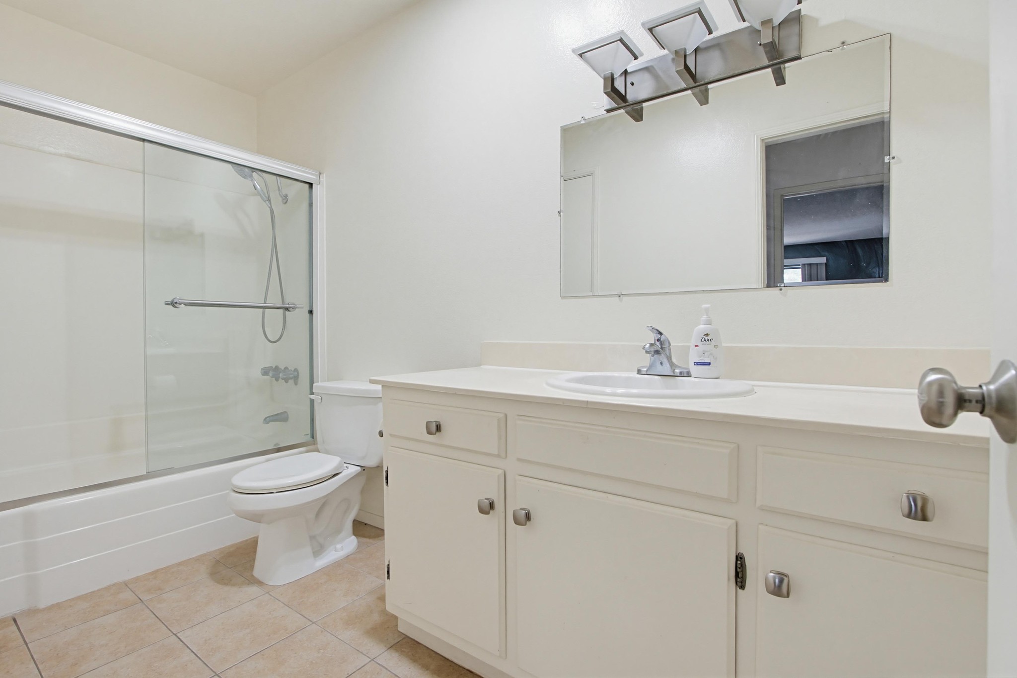 Virtual tour photo 23 of 31 for 7858 Cowles Mountain Ct