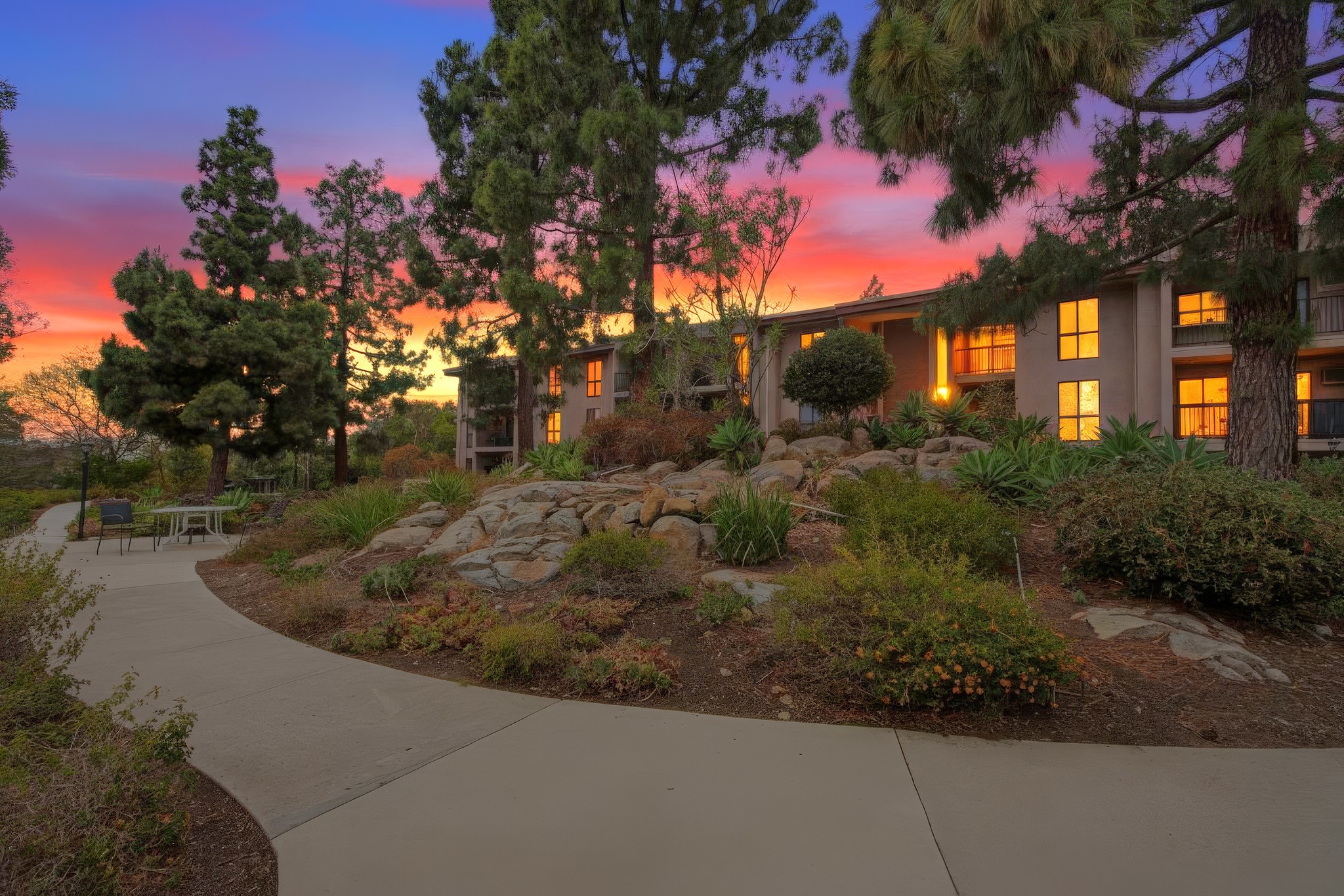 Virtual tour photo 32 of 31 for 7858 Cowles Mountain Ct