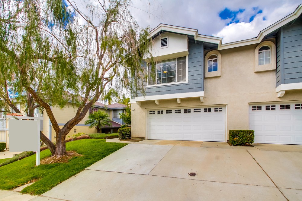 Virtual tour photo 3 of 53 for 7864 Mission Bonita Dr