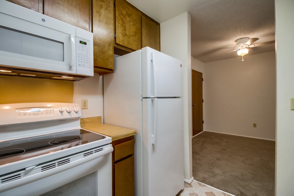 Virtual tour photo 6 of 26 for 7865 Golfcrest Dr #5