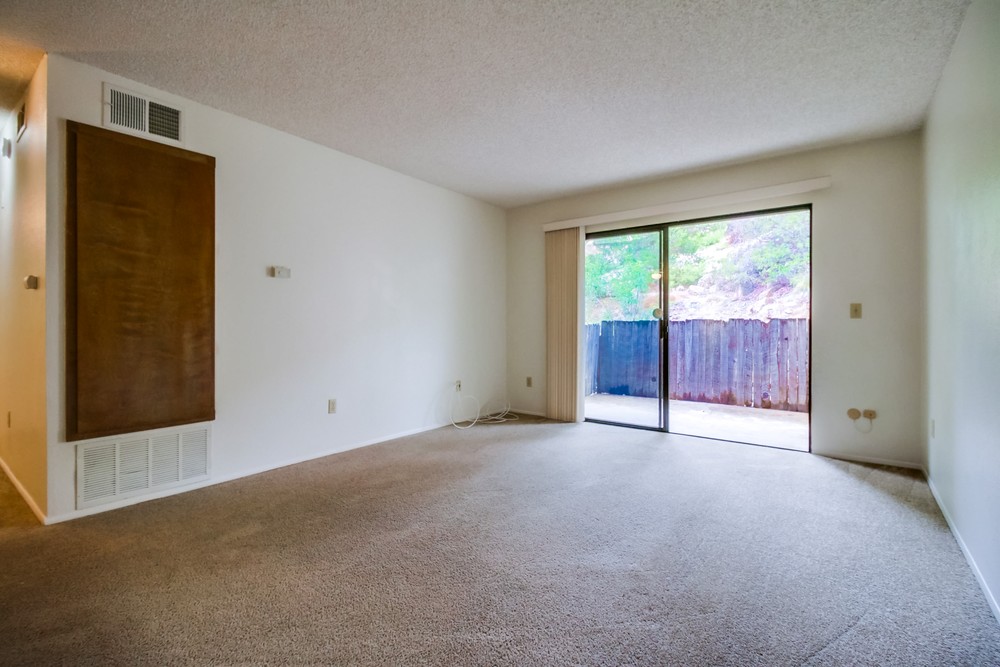 Virtual tour photo 9 of 26 for 7865 Golfcrest Dr #5