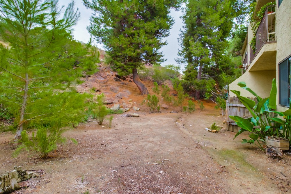 Virtual tour photo 23 of 26 for 7865 Golfcrest Dr #5