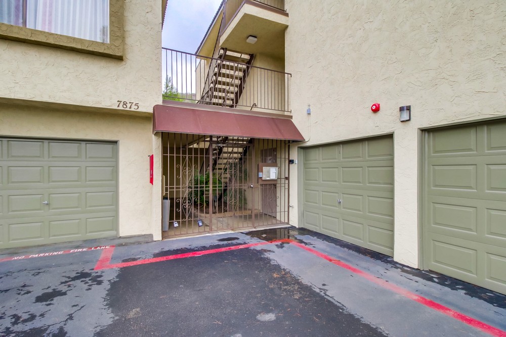 Virtual tour photo 24 of 26 for 7865 Golfcrest Dr #5