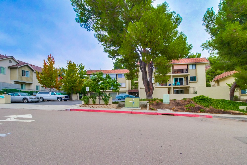 Virtual tour photo 27 of 26 for 7865 Golfcrest Dr #5